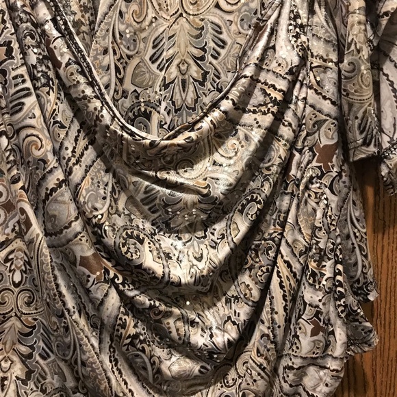 Top, dressy in silver/black - Picture 3 of 4